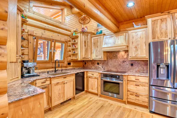 9010 Beulah Highlands RD, Beulah, CO 81023