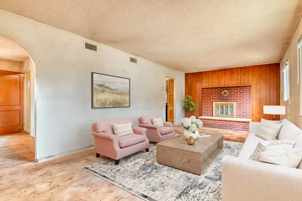 520 E Cheyenne RD, Colorado Springs, CO 80905