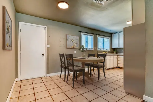 1733 Jerry Murphy RD, Pueblo, CO 81001