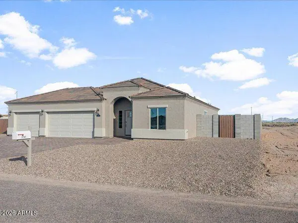 9051 W CENTURY Drive, Arizona City, AZ 85123