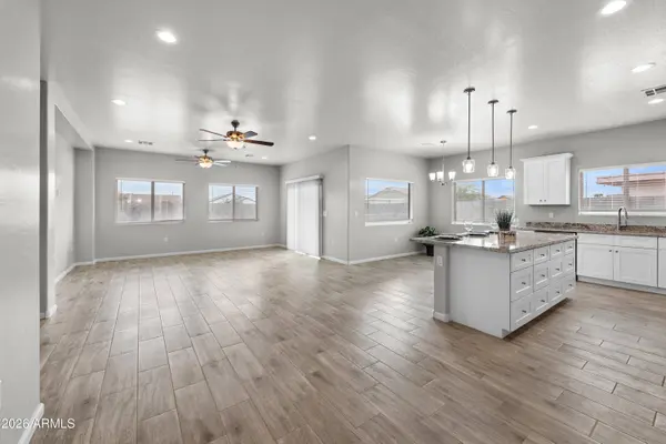 9561 W KRAMER Place, Arizona City, AZ 85123