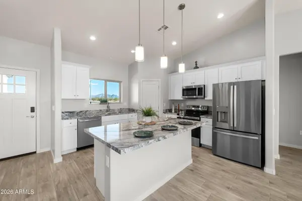 9501 W KRAMER Lane, Arizona City, AZ 85123