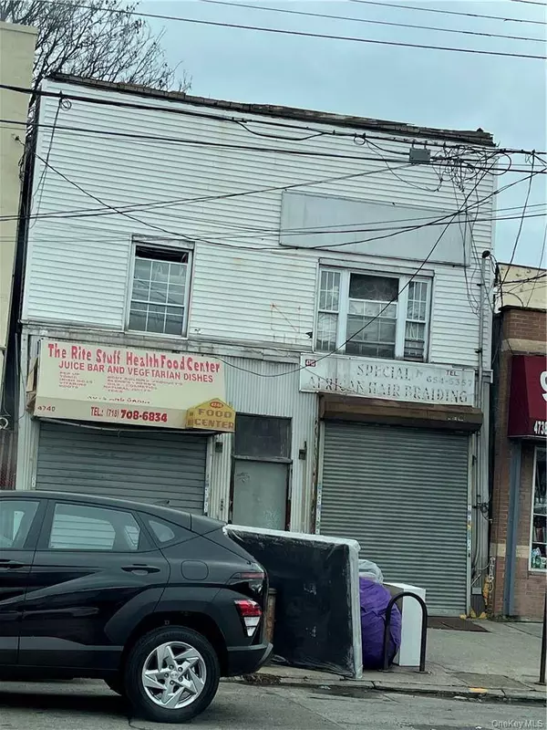 4740 White Plains RD, Bronx, NY 10470