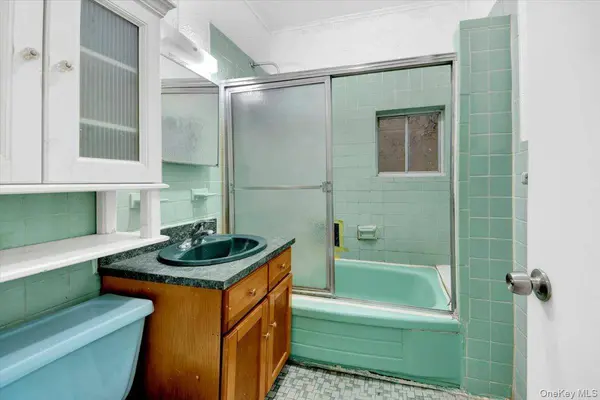 1238 Colgate AVE, Bronx, NY 10472