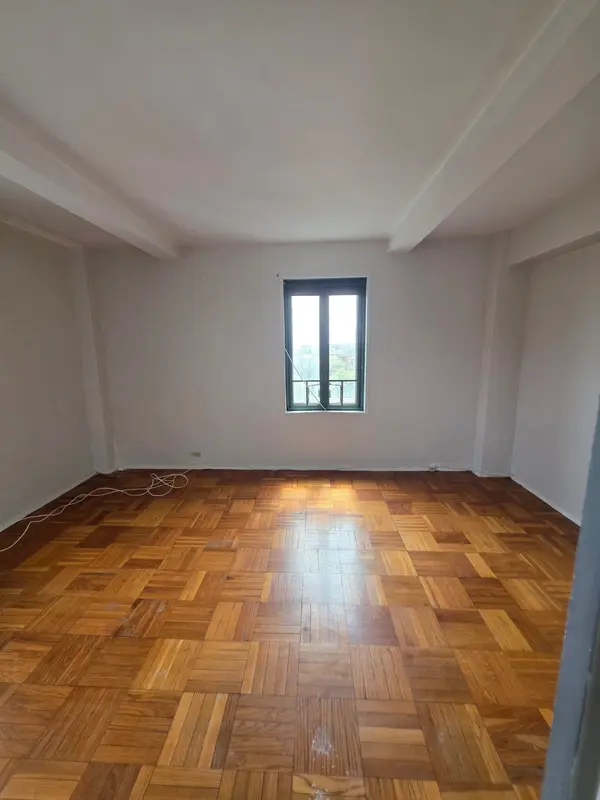 1604 Metropolitan Ave, Bronx, NY 10462-6940