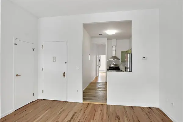 352 E 116th St #2, New York, NY 10029-1505
