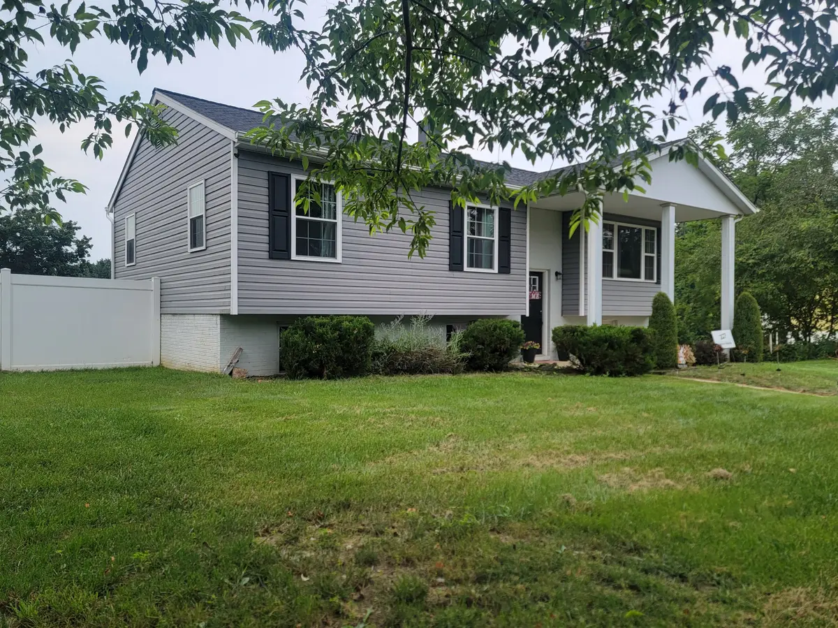 2612 Neudecker Rd, Westminster, MD 21157-6648
