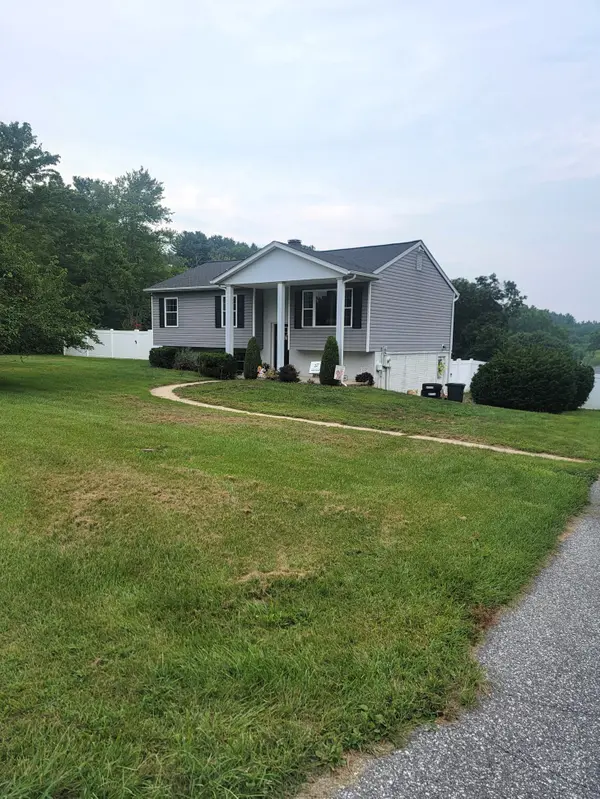 2612 Neudecker Rd, Westminster, MD 21157-6648