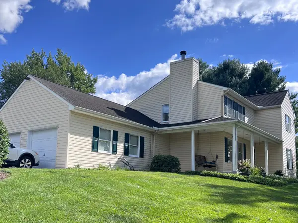 12945 Line Rd, New Freedom, PA 17349-9112