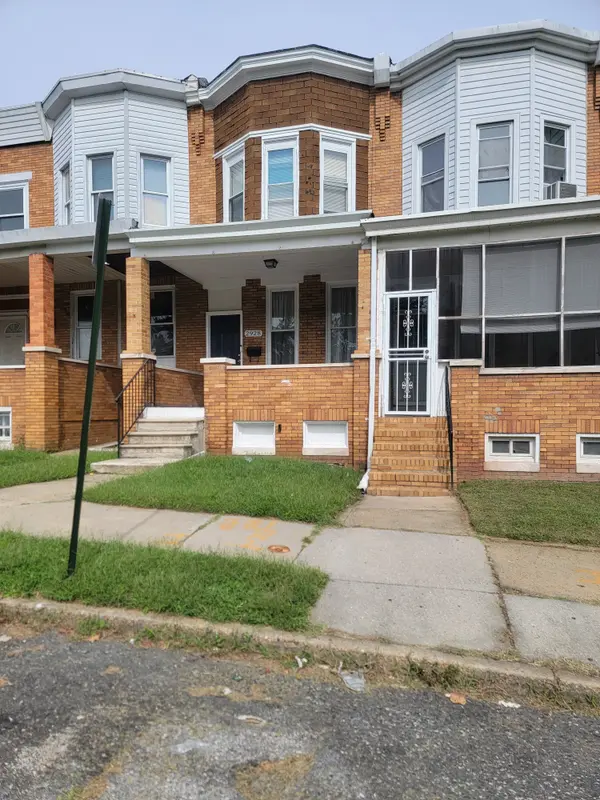 Clifton Park Terrace, Baltimore, MD 21213