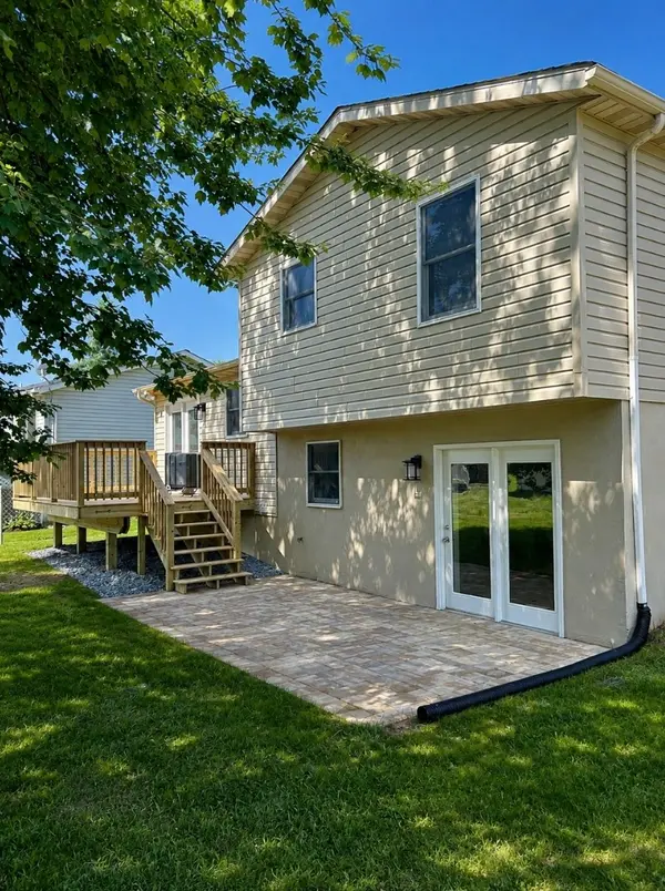 Stacy Lee Ct, Westminster, MD 21158