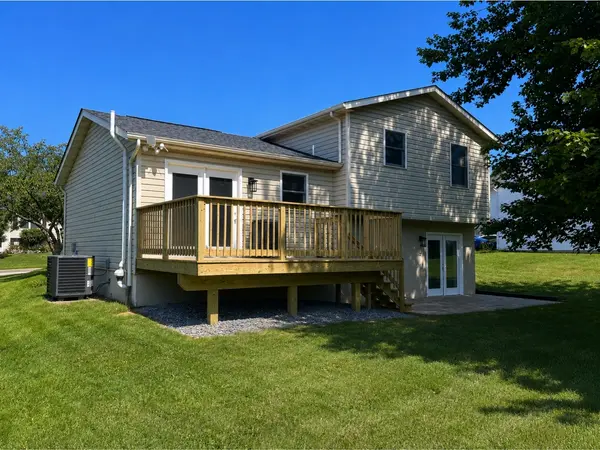 Stacy Lee Ct, Westminster, MD 21158
