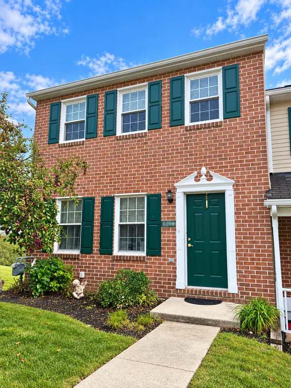 N Point Dr, York, PA 17406