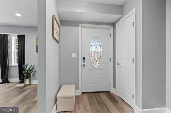 209 W EDGEVALE RD, Baltimore, MD 21225
