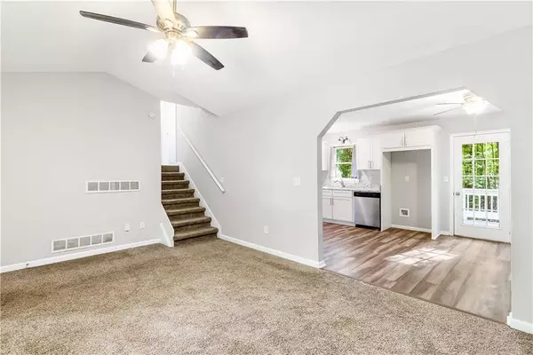 127 Danielle CT, Villa Rica, GA 30180