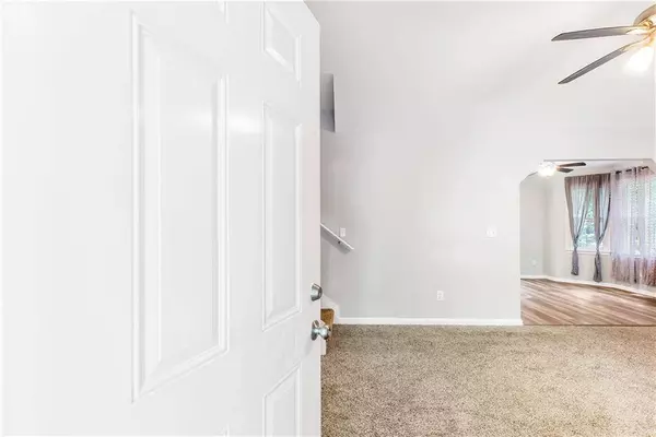 127 Danielle CT, Villa Rica, GA 30180