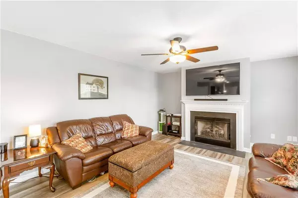 1194 Grandview CIR, Powder Springs, GA 30127