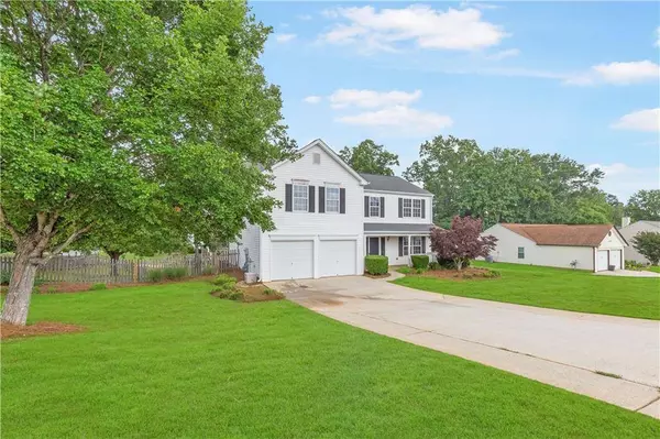 1194 Grandview CIR, Powder Springs, GA 30127