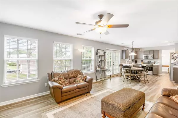 1194 Grandview CIR, Powder Springs, GA 30127