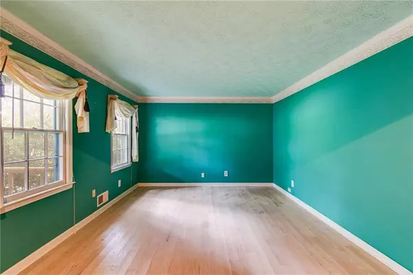 5471 S Lake DR, Douglasville, GA 30135