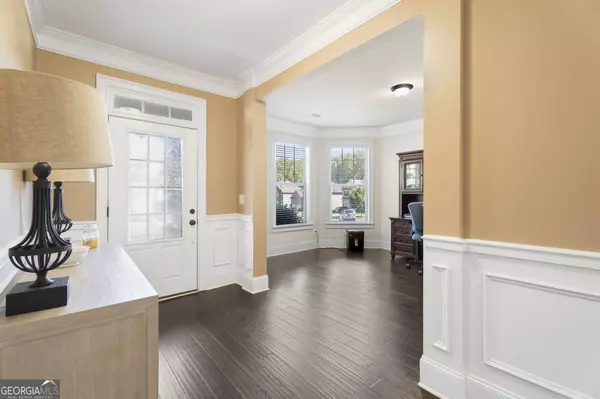 4465 Mossbrook CIR, Alpharetta, GA 30004