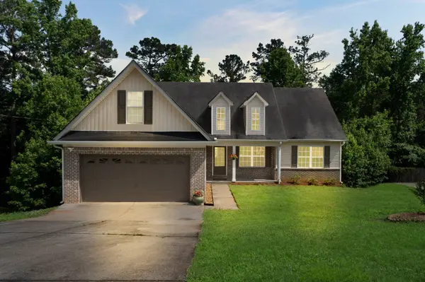 413 W Wind Dr, Villa Rica, GA 30180