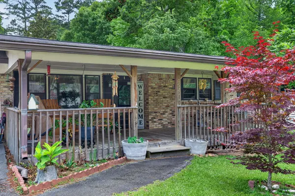 3092 Hicks Rd SW, Marietta, GA 30060-6261