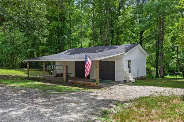4863 Pool Rd, Winston, GA 30187-1023
