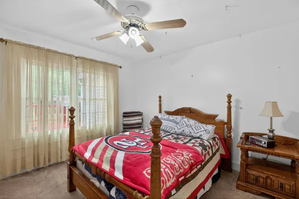 16 Garrett Ave, Bremen, GA 30110