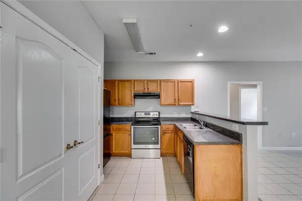 7712 Autry CIR #701, Douglasville, GA 30134