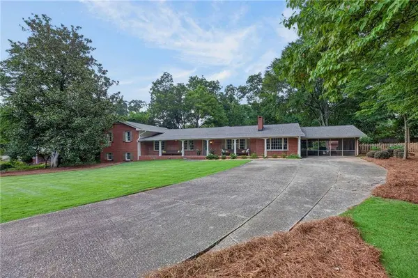 8928 Orchard DR
