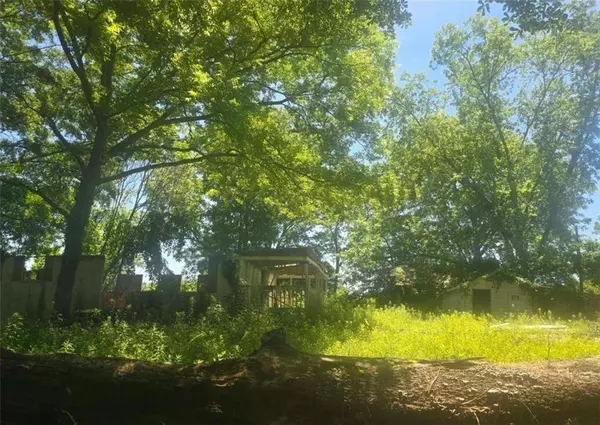 180 Wallace DR, Atlanta, GA 30354