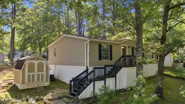 2390 Highway 92 Fairburn Rd #135