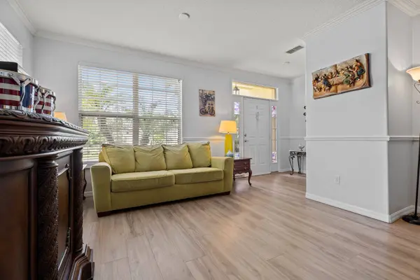 553 Quail Crest Ct, Debary, FL 32713