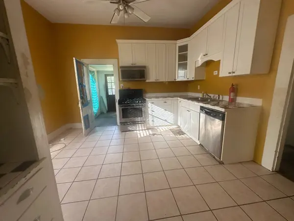 419 E Palm Ave, Eustis, FL 32726