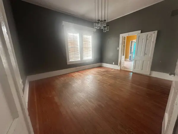 419 E Palm Ave, Eustis, FL 32726