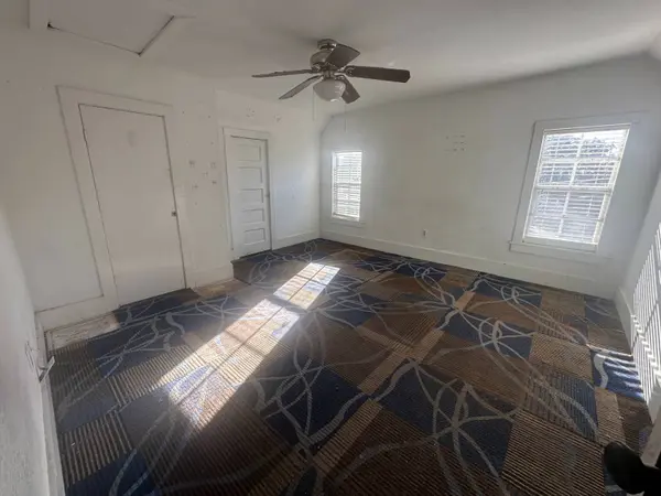 419 E Palm Ave, Eustis, FL 32726