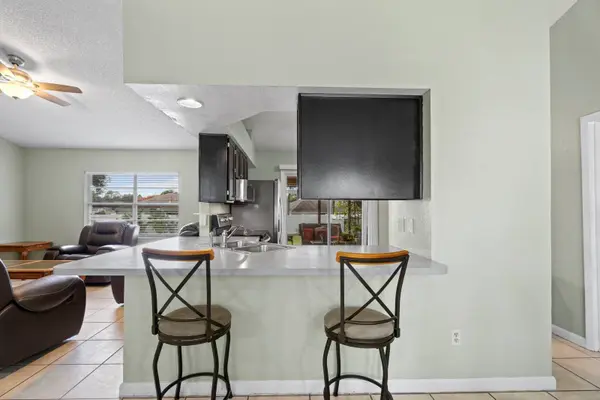 630 Mosquero Ave, Deltona, FL 32738