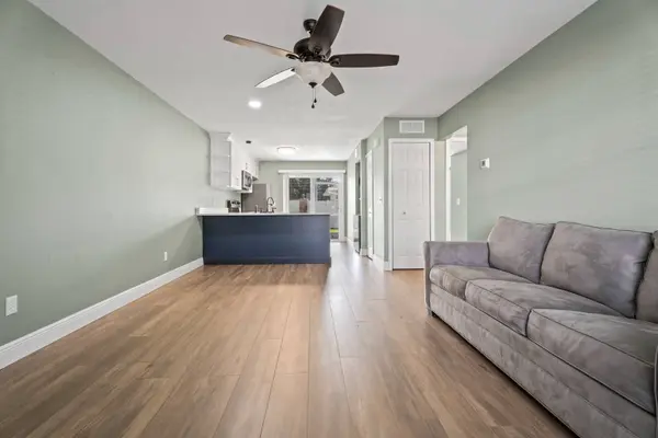 5473 Lake Margaret Dr #D, Orlando, FL 32812