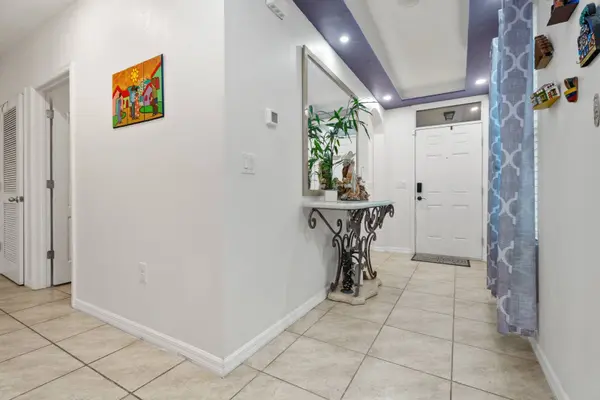 232 Meghan Cir, Deland, FL 32724