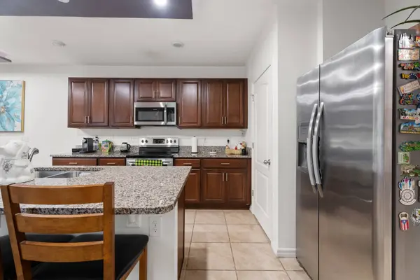 232 Meghan Cir, Deland, FL 32724