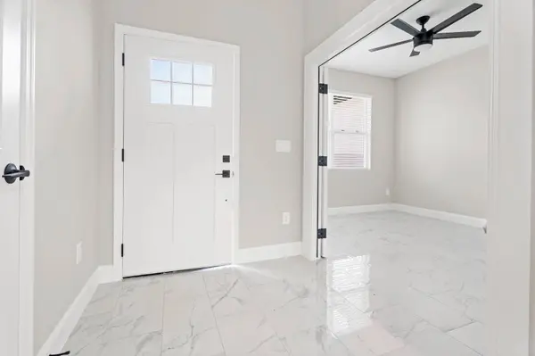 1656 Gregory Dr, Deltona, FL 32738