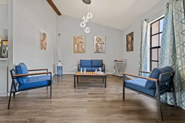 987 Trumbull St, Deltona, FL 32725