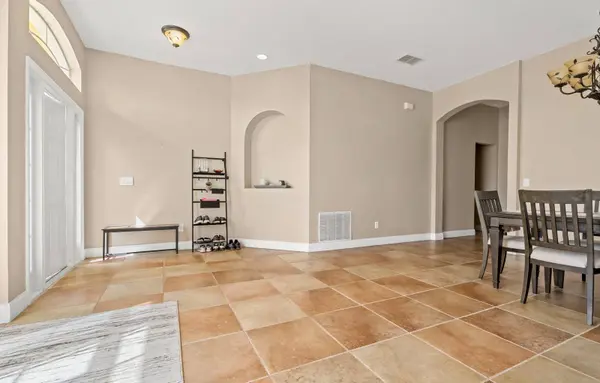 33719 Terragona Dr, Sorrento, FL 32776