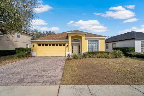 33719 Terragona Dr, Sorrento, FL 32776