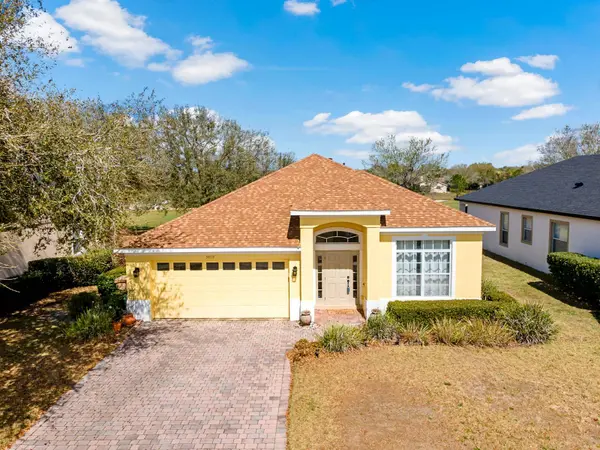 33719 Terragona Dr, Sorrento, FL 32776