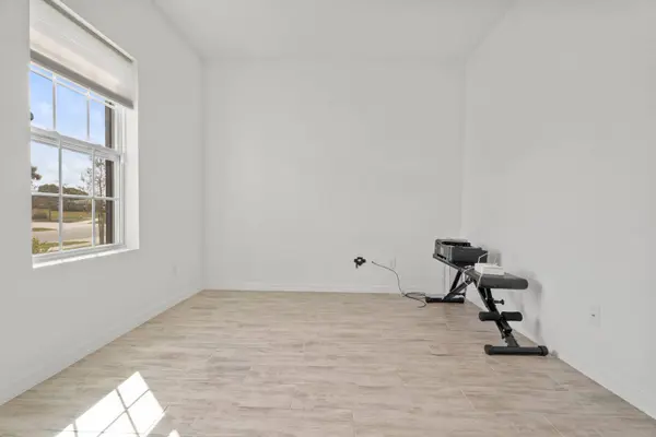 1612 Hill Park Dr, Deltona, FL 32725