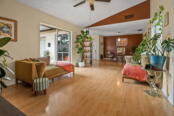 5059 Jamaica Cir, Orlando, FL 32808