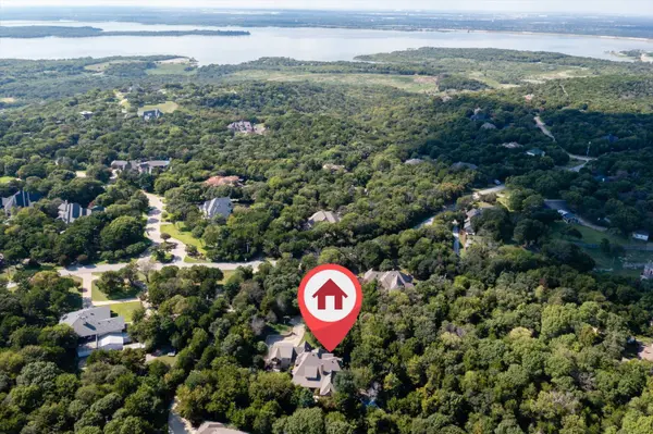 904 Mobley Road, Cedar Hill, TX 75104