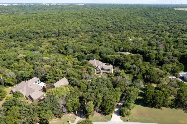 904 Mobley Road, Cedar Hill, TX 75104